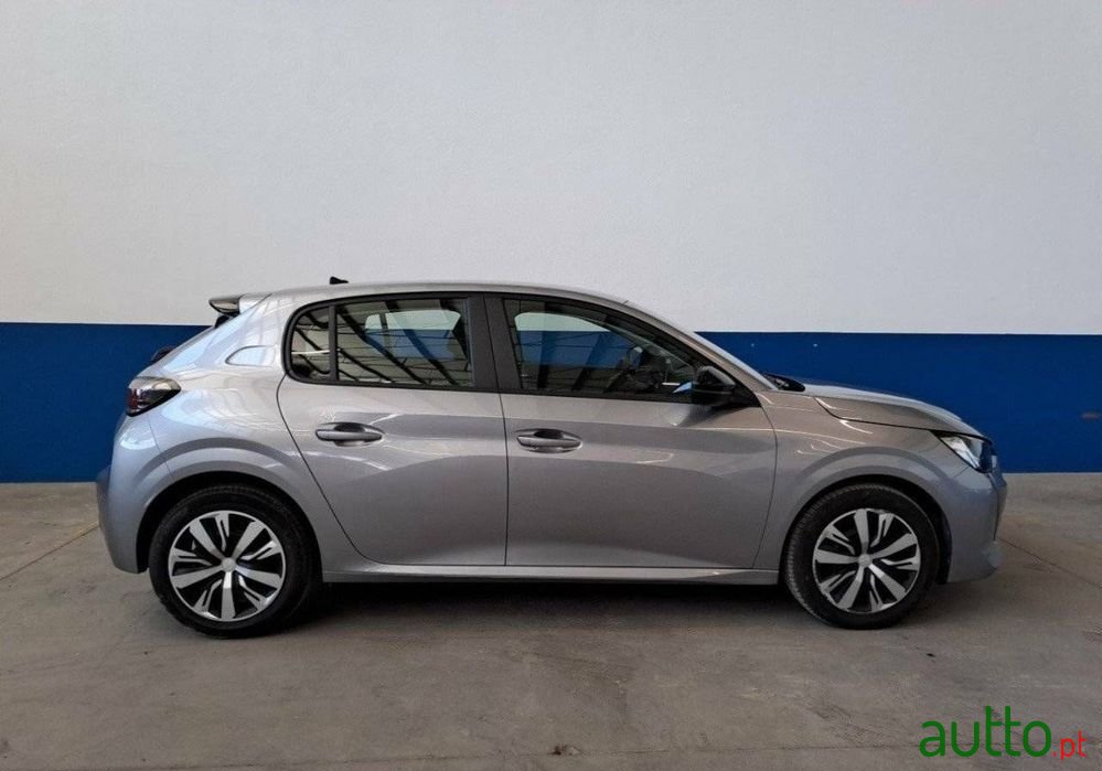 2023' Peugeot 208 photo #4