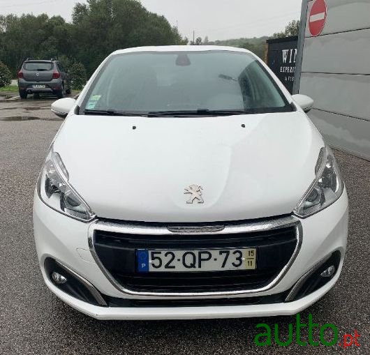2015' Peugeot 208 photo #4