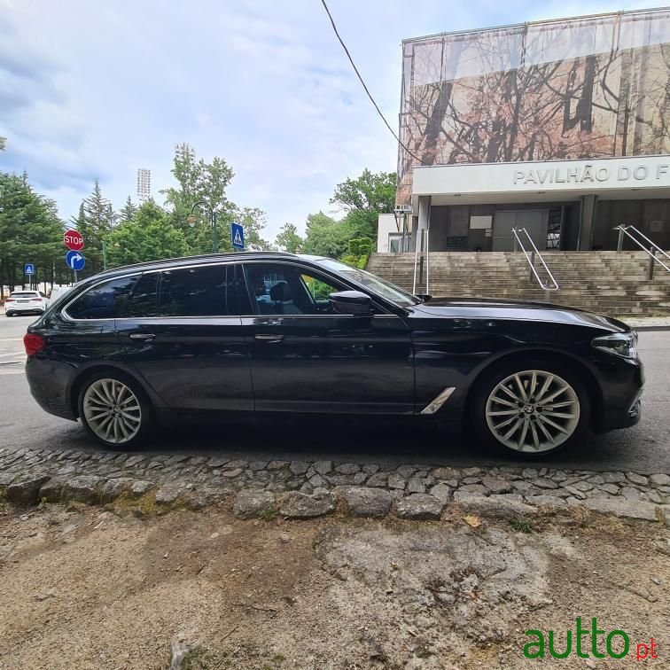 2017' BMW 520 photo #3