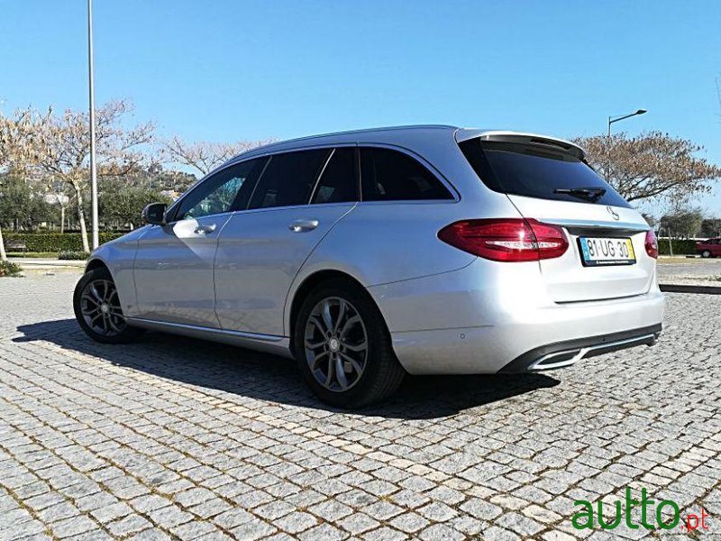 2015' Mercedes-Benz C-200 Avantgarde photo #3