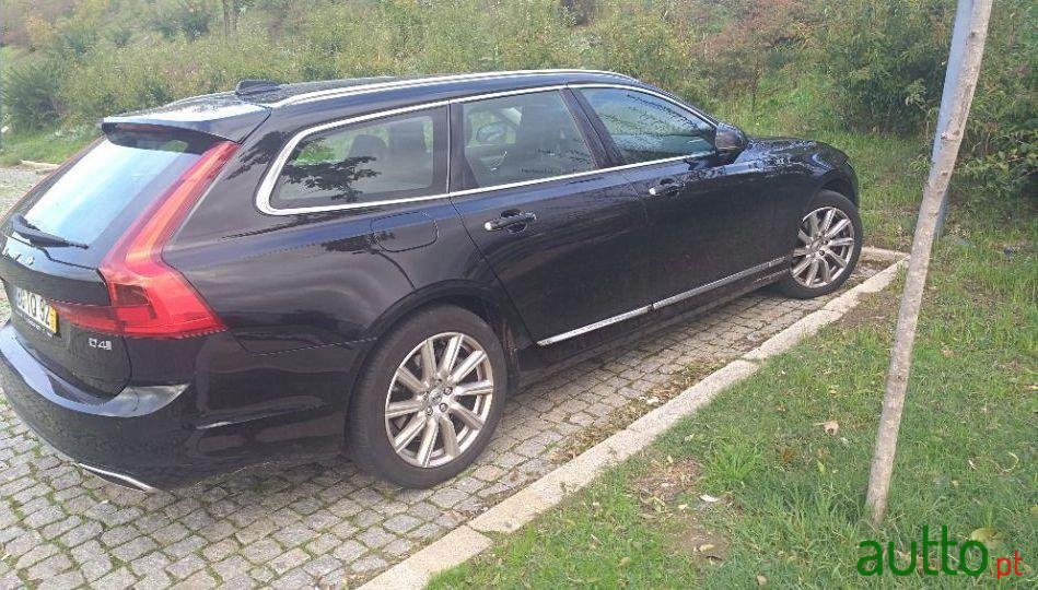 2017' Volvo V90 Inscription photo #3