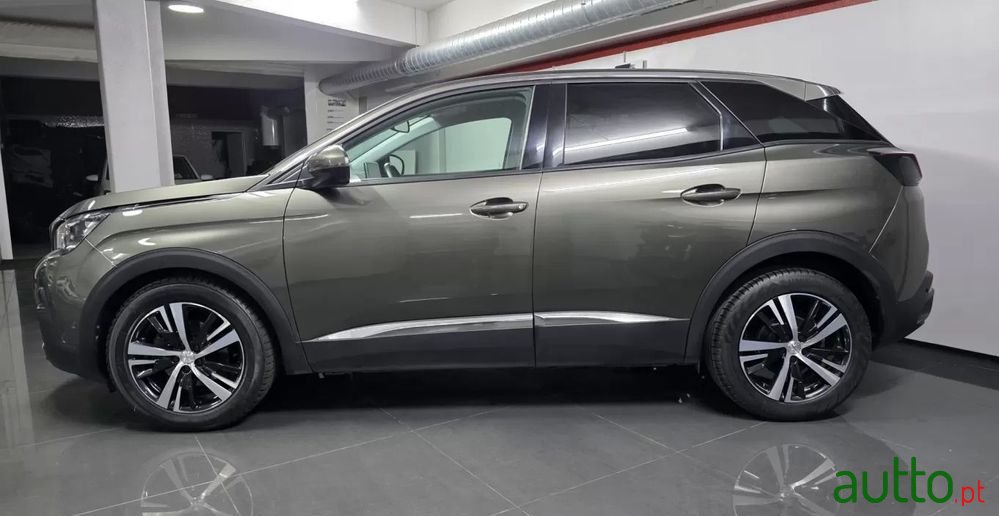 2017' Peugeot 3008 photo #2