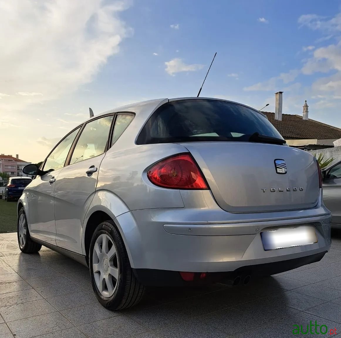 2006' SEAT Toledo photo #4