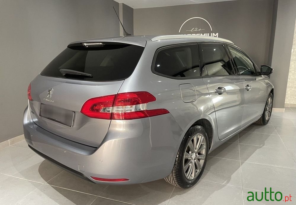 2018' Peugeot 308 Sw photo #4