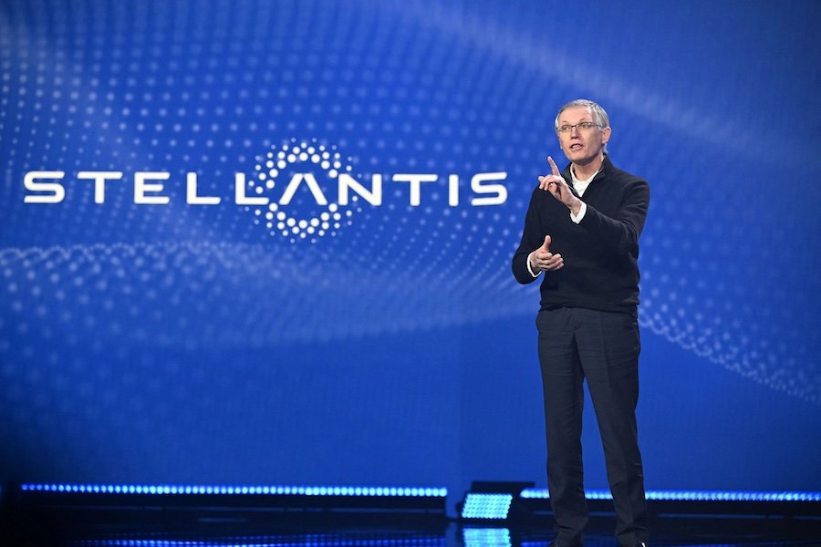 Stellantis CEO Carlos Tavares Quits Amid Strategy Dispute