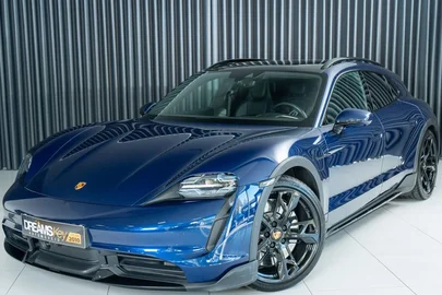 2022' Porsche Taycan Cross Turismo
