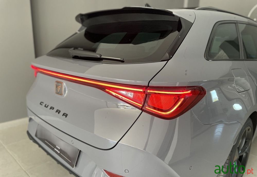 2023' Cupra Leon St 1.5 Etsi Mid Dsg photo #6