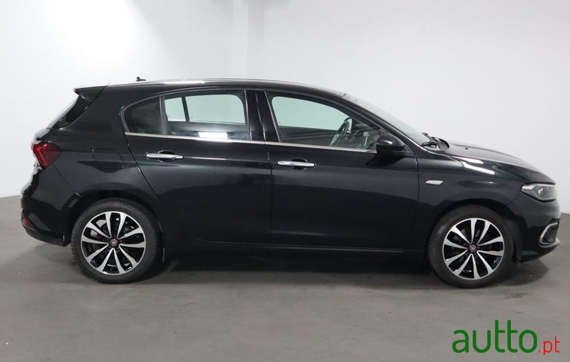 2018' Fiat Tipo 1.3 M-Jet Lounge photo #5