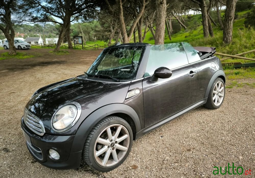 2012' MINI Cooper photo #4