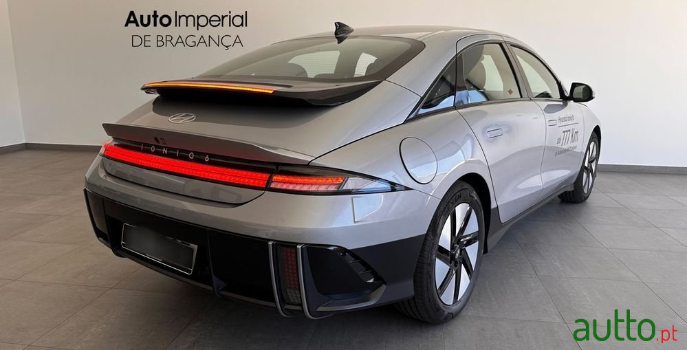 2023' Hyundai Ioniq 6 photo #5