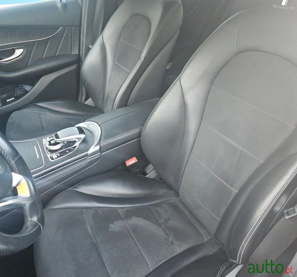 2017' Mercedes-Benz GLC 350 photo #6