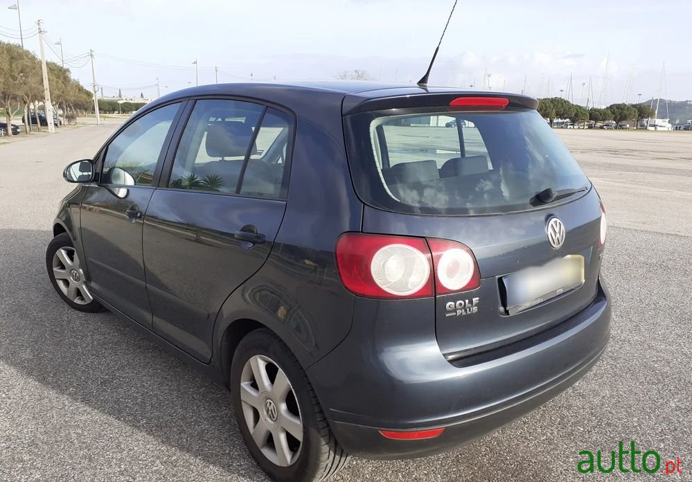 2006' Volkswagen Golf Plus photo #2