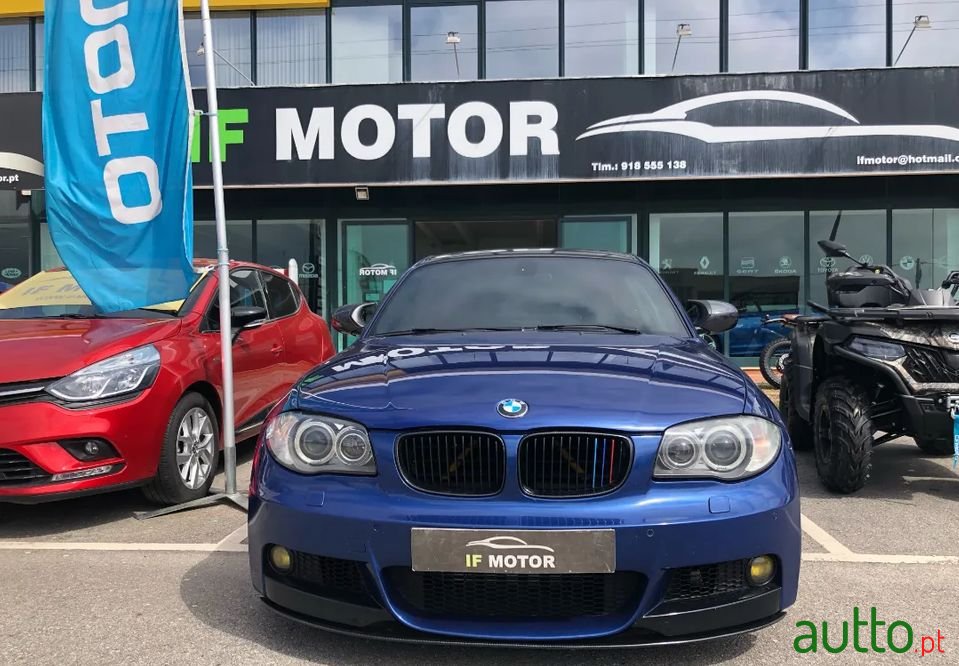 2011' BMW 120 photo #2