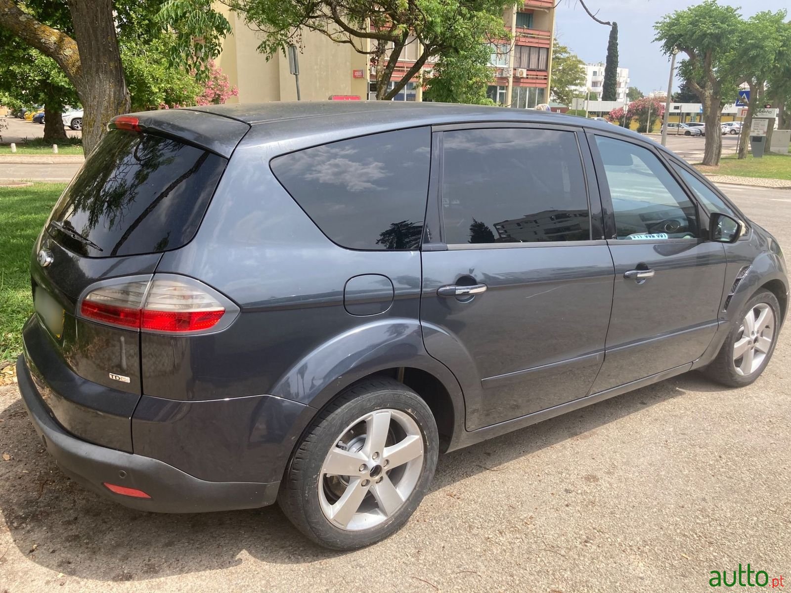 2008' Ford S-Max photo #1