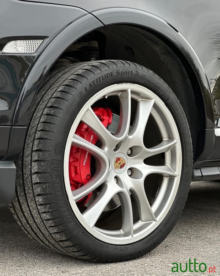 2008' Porsche Cayenne Turbo photo #4