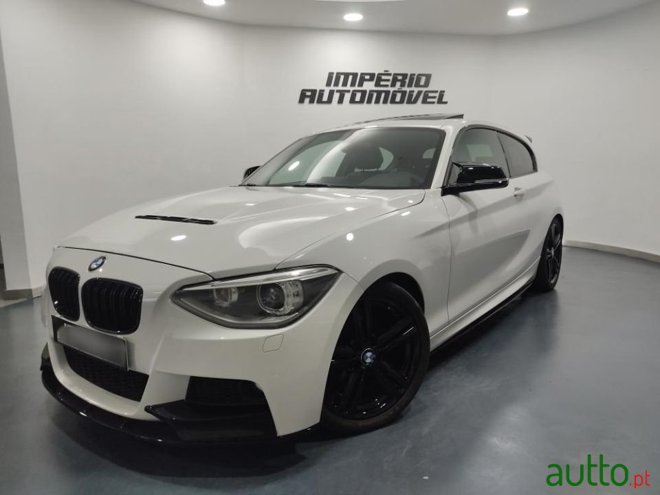 2012' BMW 118 photo #1