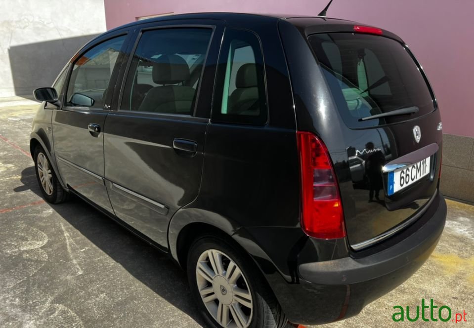 2006' Lancia Musa photo #4