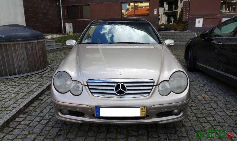 2001' Mercedes-Benz C-180 photo #4