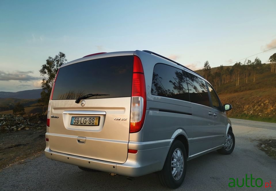 2007' Mercedes-Benz Viano photo #3