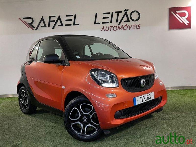 2019' Smart Fortwo photo #4