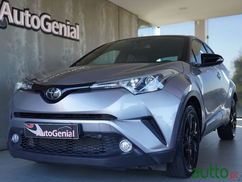 2019' Toyota C-Hr photo #1