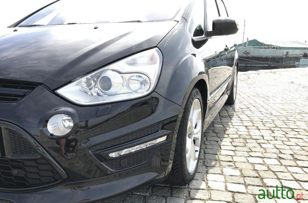 2013' Ford S-Max 2.0 TDCi Titanium 7L Aut. photo #1