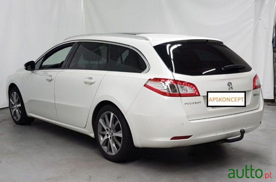 2012' Peugeot 508 Sw photo #1