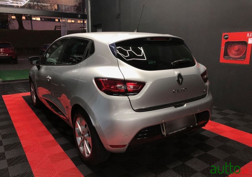2017' Renault Clio 0.9 Tce Limited photo #4