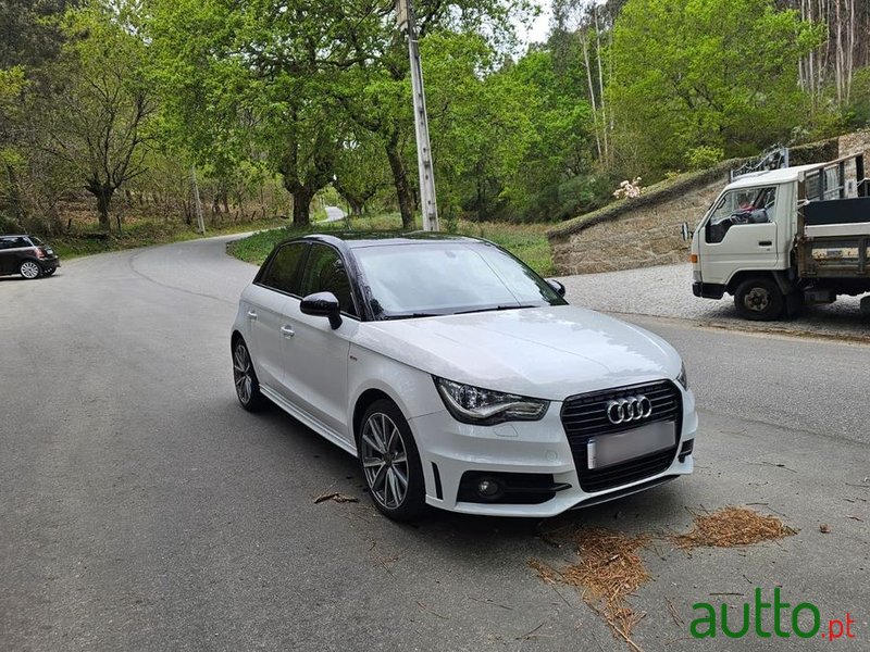 2015' Audi A1 Sportback photo #3