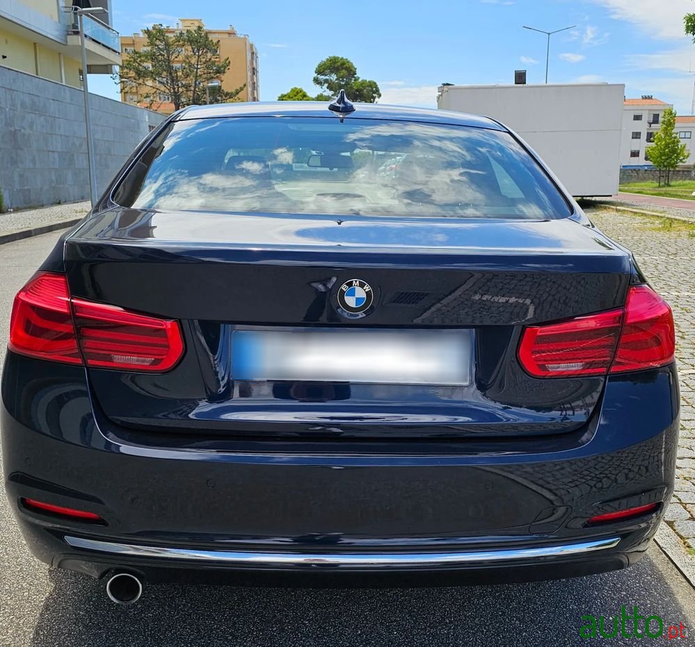 2016' BMW 318 D Line Luxury Auto photo #6