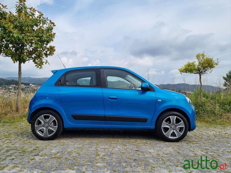 2015' Renault Twingo photo #5