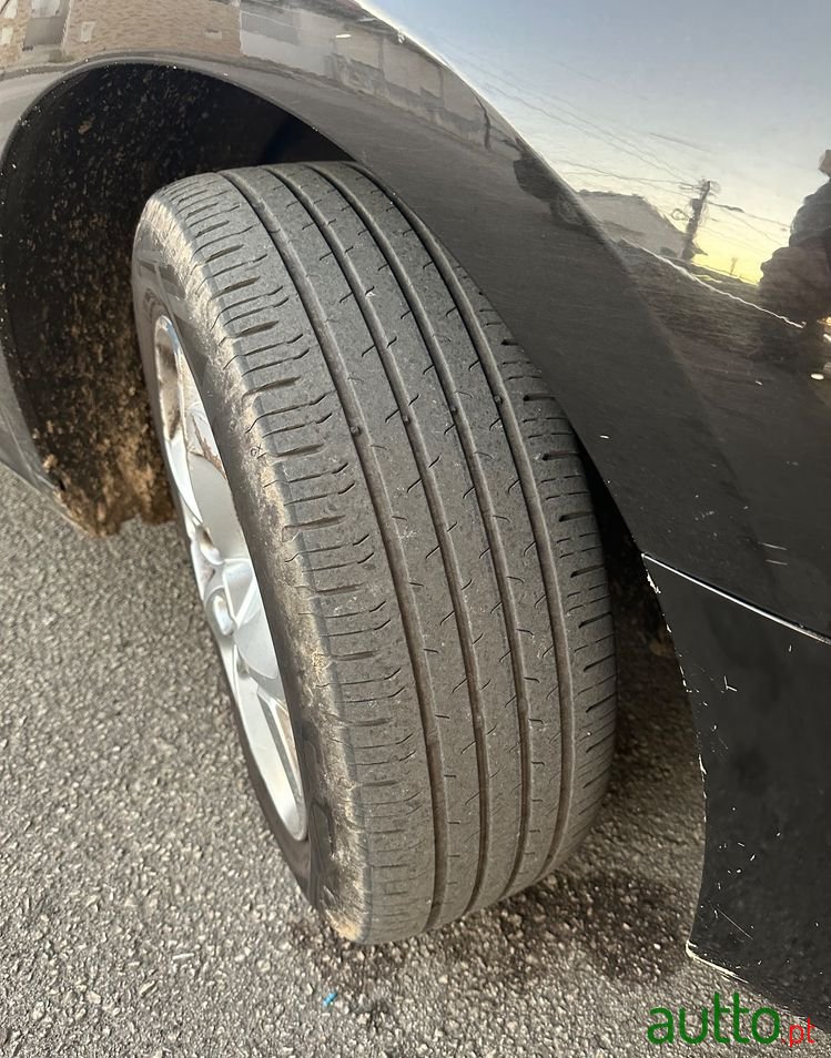 2013' Peugeot 508 Sw photo #2