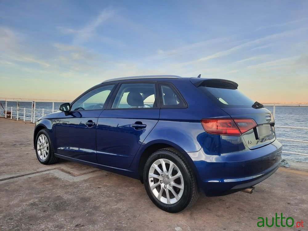2015' Audi A3 Sportback photo #6