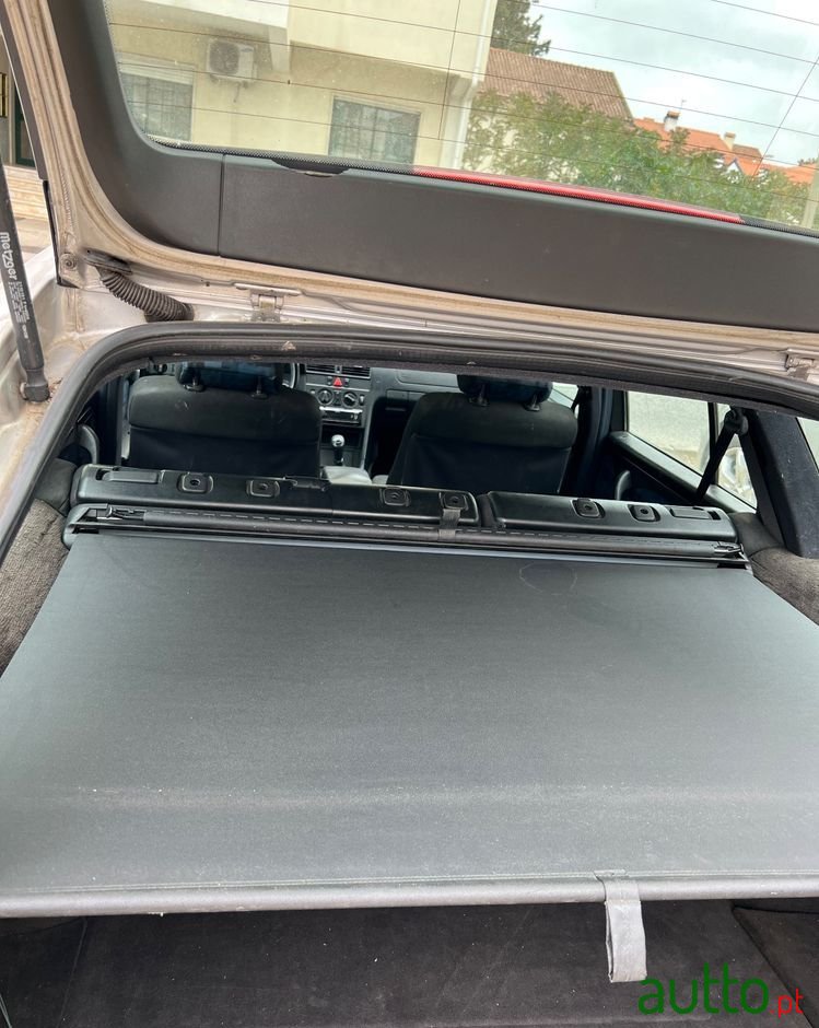 1999' Mercedes-Benz 220 photo #3