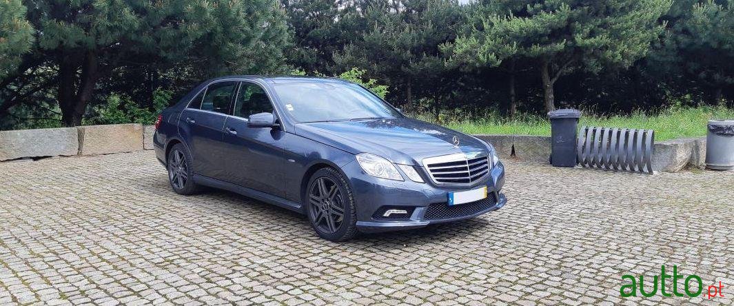 2010' Mercedes-Benz E-350 Bluetec Avantgarde photo #1