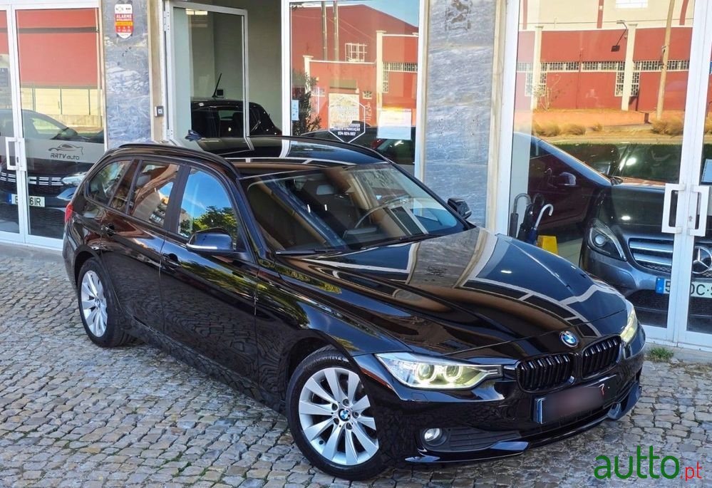 2015' BMW Série 3 D Touring photo #3