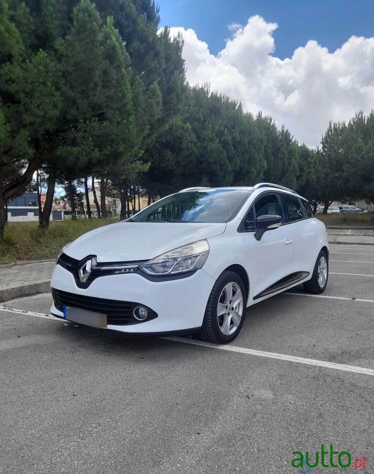 2014' Renault Clio Sport Tourer photo #1