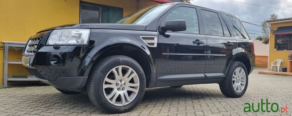 2010' Land Rover Freelander photo #4
