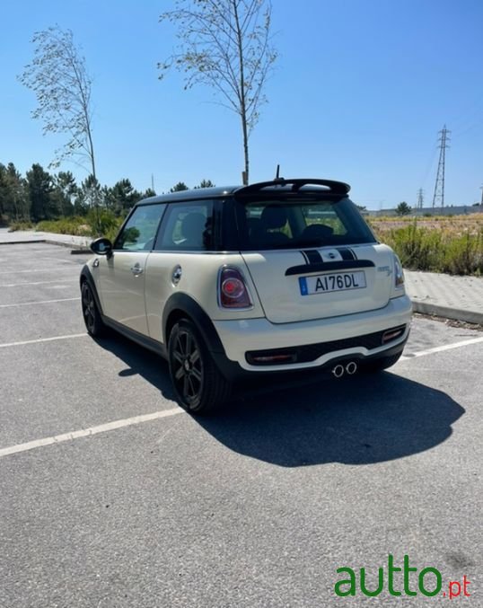 2012' MINI Cooper photo #3