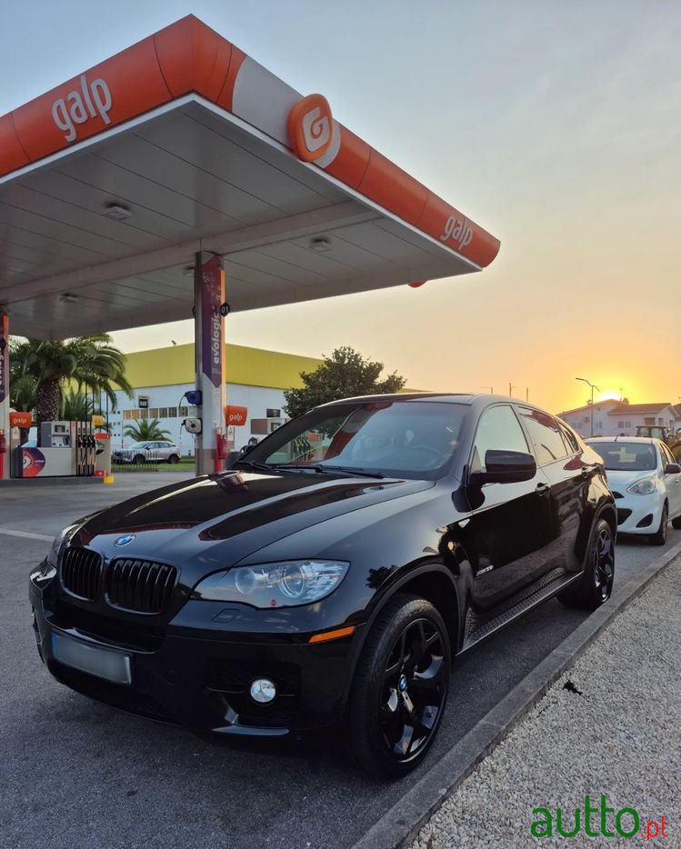 2010' BMW Série X Xdrive35I photo #1