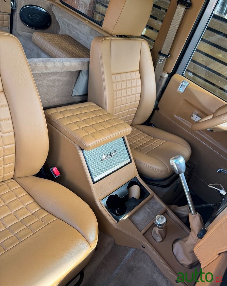 2001' Land Rover Defender 90 2.5 Td5 Metal Top photo #4