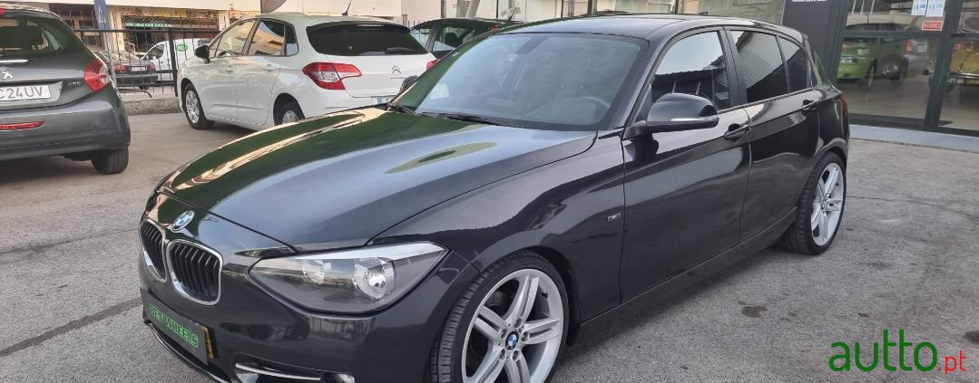 2012' BMW 118 Sport photo #1