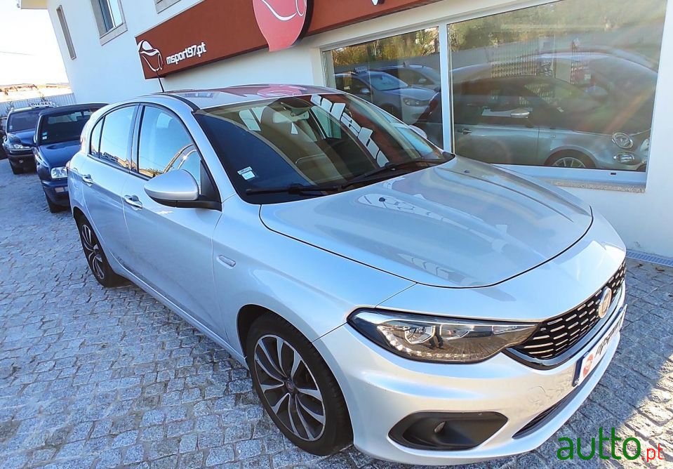 2017' Fiat Tipo photo #4