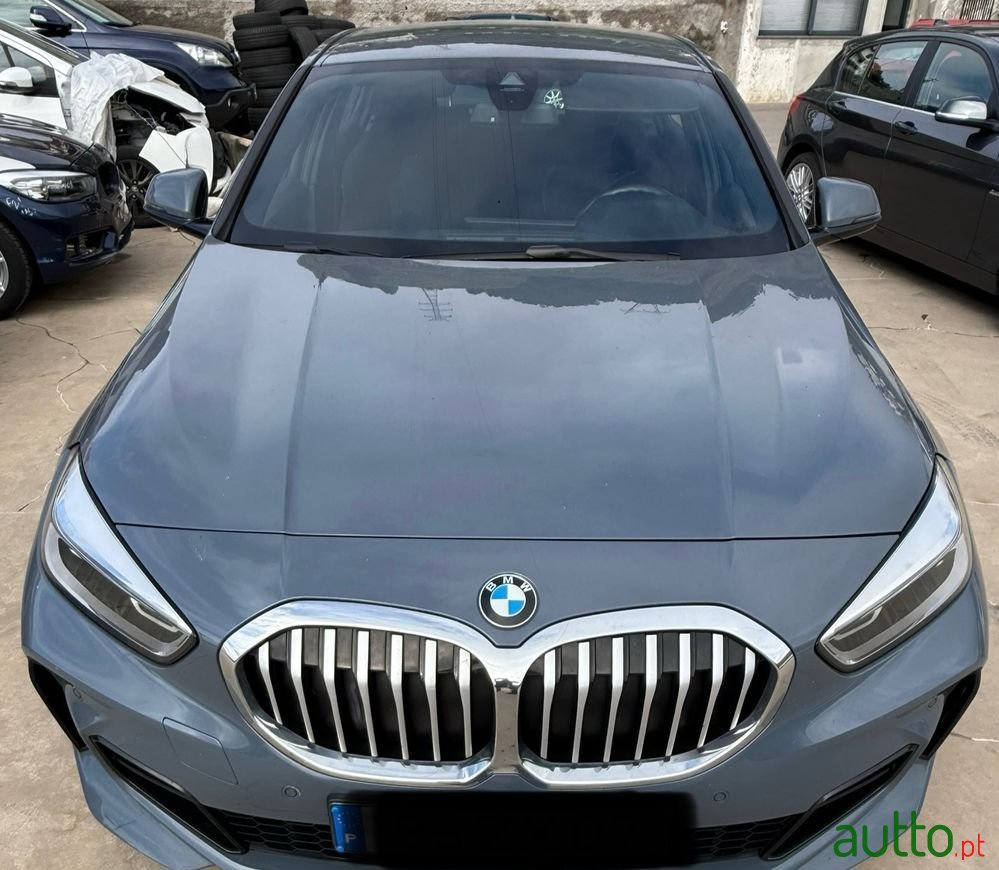 2020' BMW Série 1 D Pack M Auto photo #1