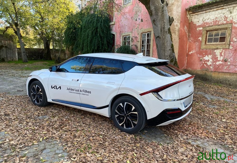 2024' Kia EV6 77.4 Kwh Gt-Line photo #6