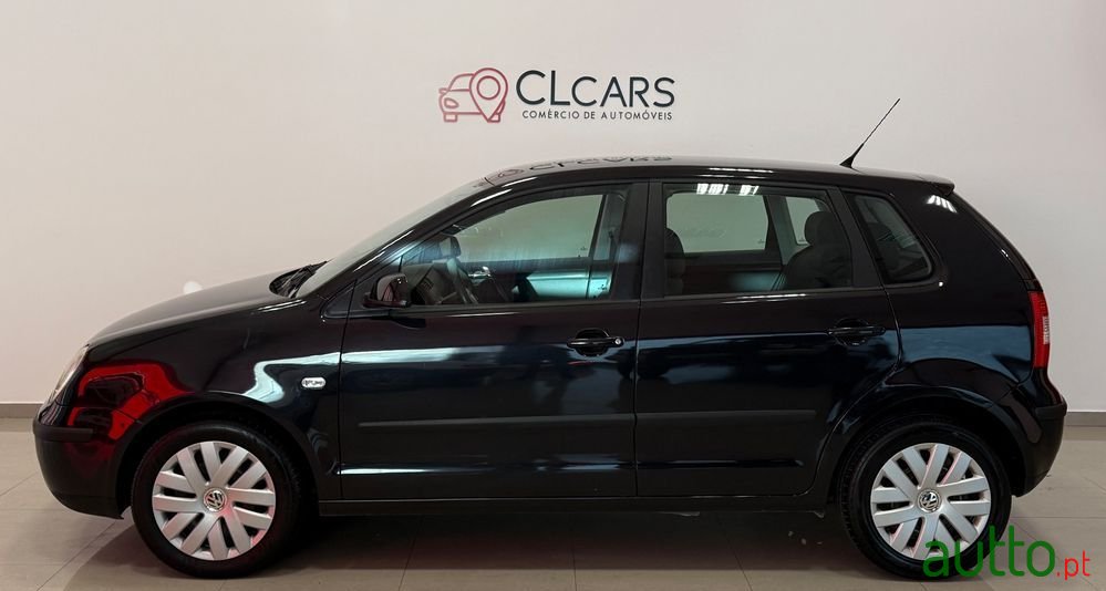 2005' Volkswagen Polo photo #3