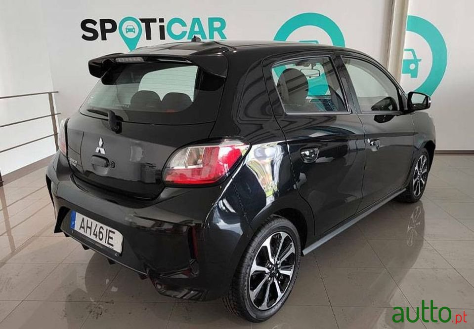 2021' Mitsubishi Space Star photo #2