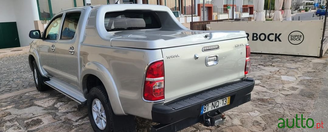 2013' Toyota Hilux photo #5
