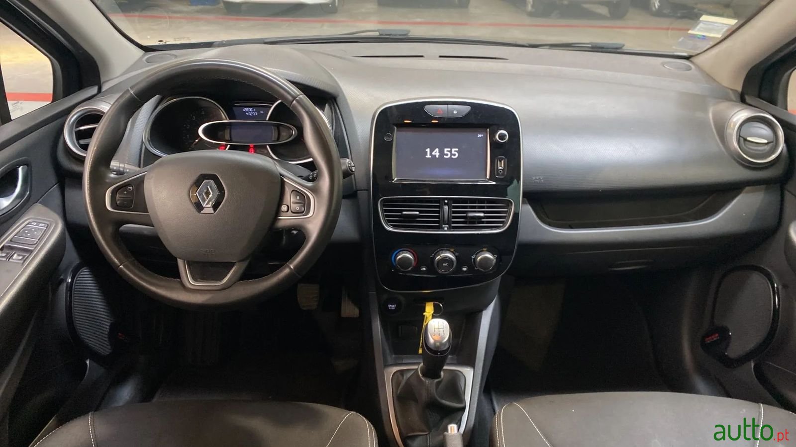 2018' Renault Clio photo #5