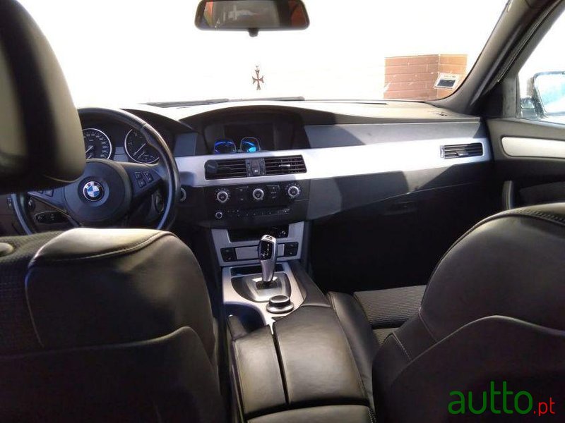 2008' BMW 520 D Auto photo #2